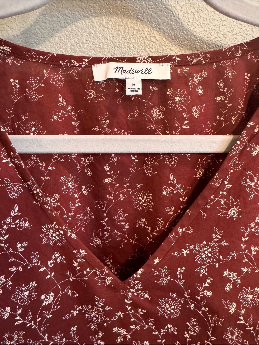 Madewell Burgundy Floral V-Neck Puff Sleeve Blouse - Picture 3 of 6